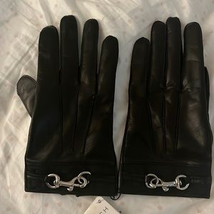 Black Coach Leather Gloves size 7 1/2- Never worn -tag still on